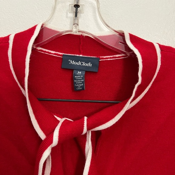 New ModCloth Bow Thyself Tie Neck Knit Top Size M Red with White Trim NEW - Picture 2 of 5